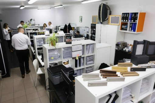 Dział Handlowy ROLETIX Salon Sprzedaży Producenta rolet, żaluzji aluminiowych, żaluzji drewnianych, plis, moskitier, markiz - 22