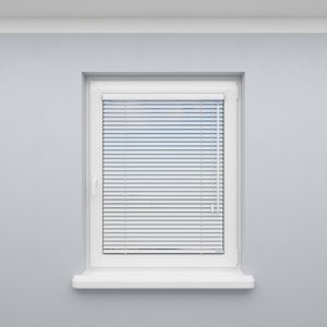 ŻALUZJE DREWNIANE I BAMBUSOWE Producent żaluzji drewnianych i bambusowych 25mm 50mm 65mm 70mm Montaż listwa przyszybowa 25mm 66